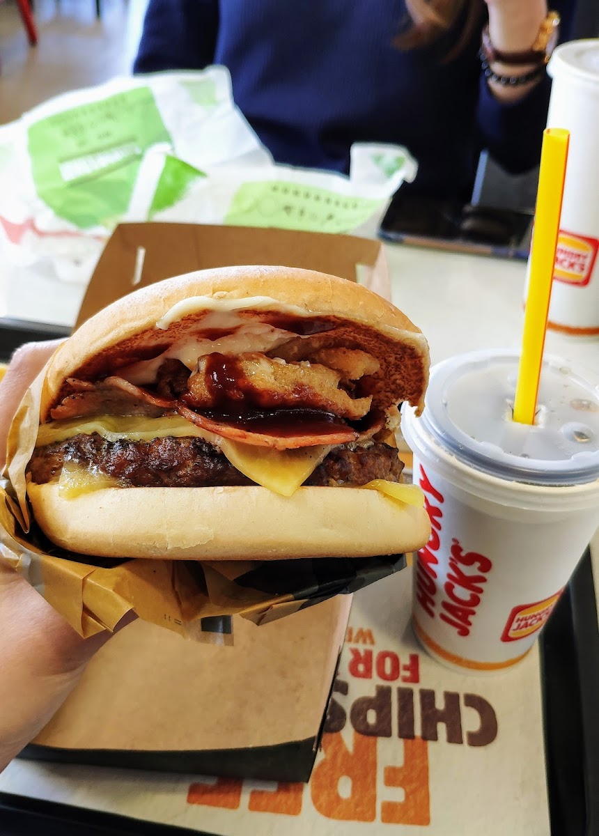 Hungry Jack's Burgers Mermaid Waters-10